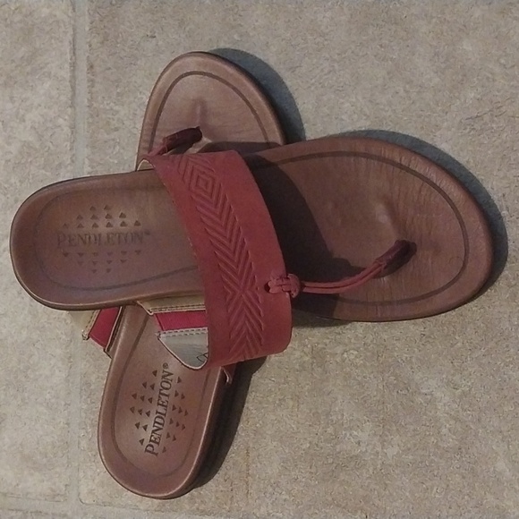 Pendleton Madeira Beach Thong Sandals - Orange/Red Size 7 - Picture 1 of 8